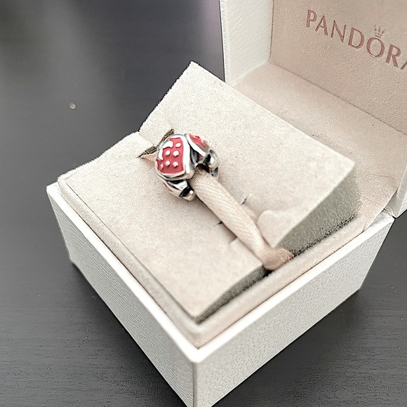Pandora red enamel strawberry charm - Picture 3 of 4
